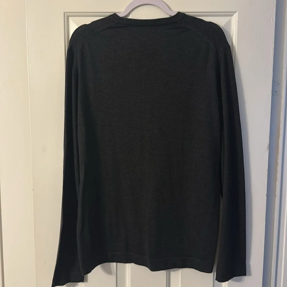 Banana Republic Merino Sweater - Picture 2 of 2